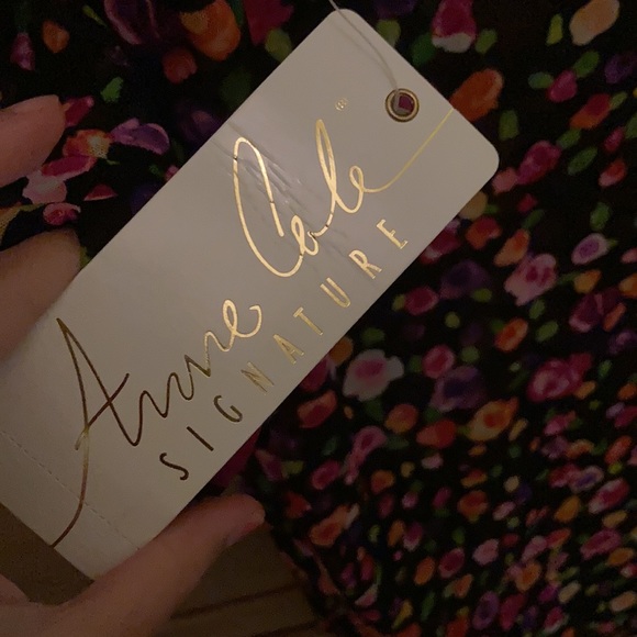 Anne Cele Floral Dress - Picture 2 of 3